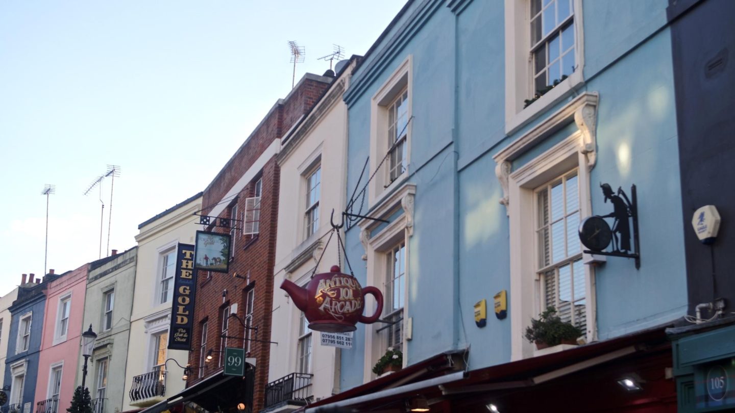 Saturday Mornings at Portobello Road, Chelsea || London