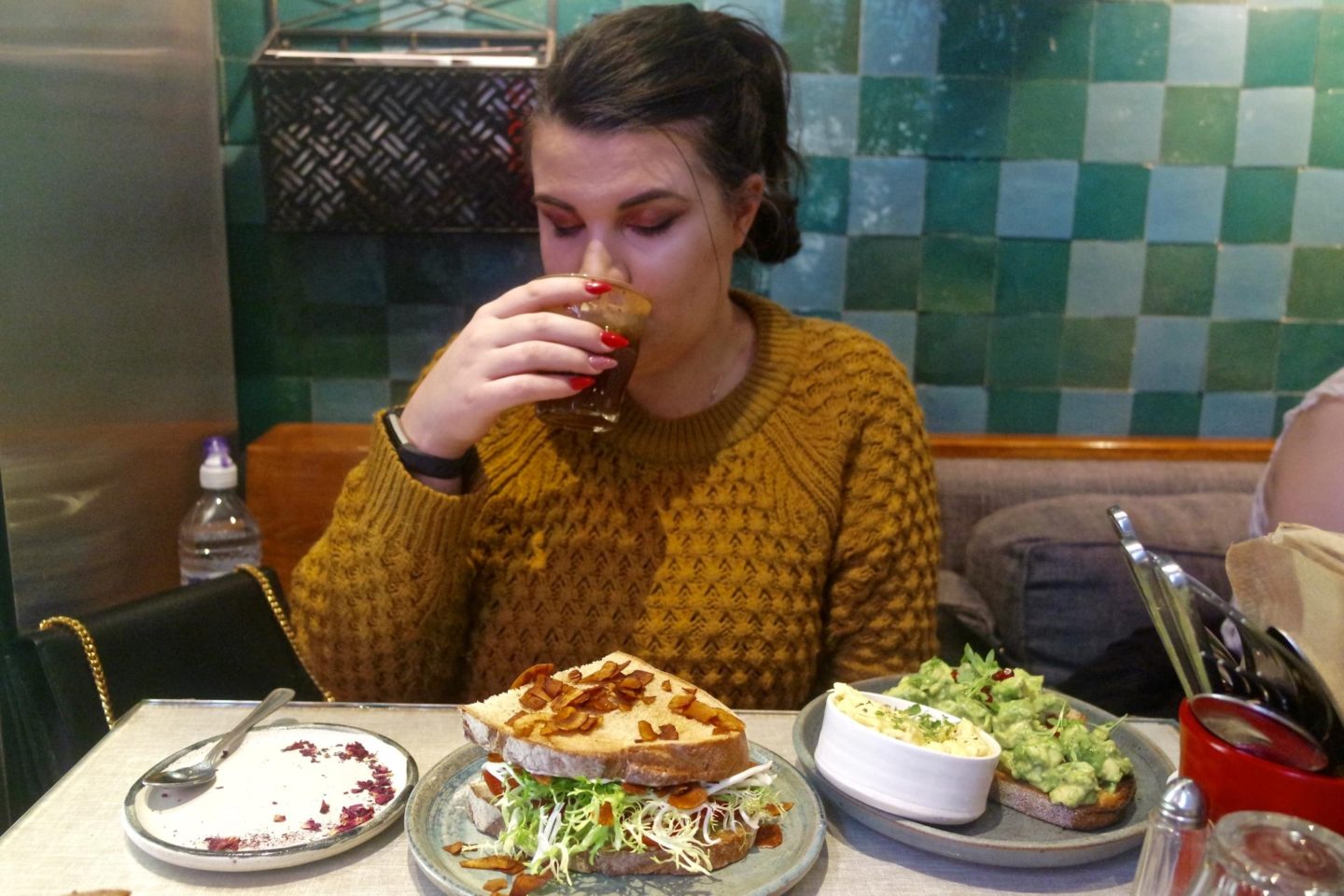 Farm Girl Cafe, Portobello Road - Chelsea || Food & Drink