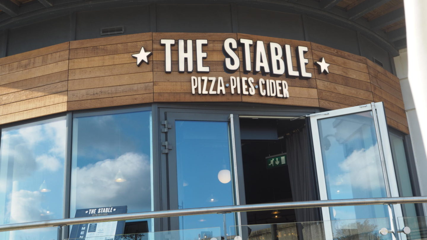 The Stable - Pizza, Pies and Cider, Kew Bridge || Food & Drink