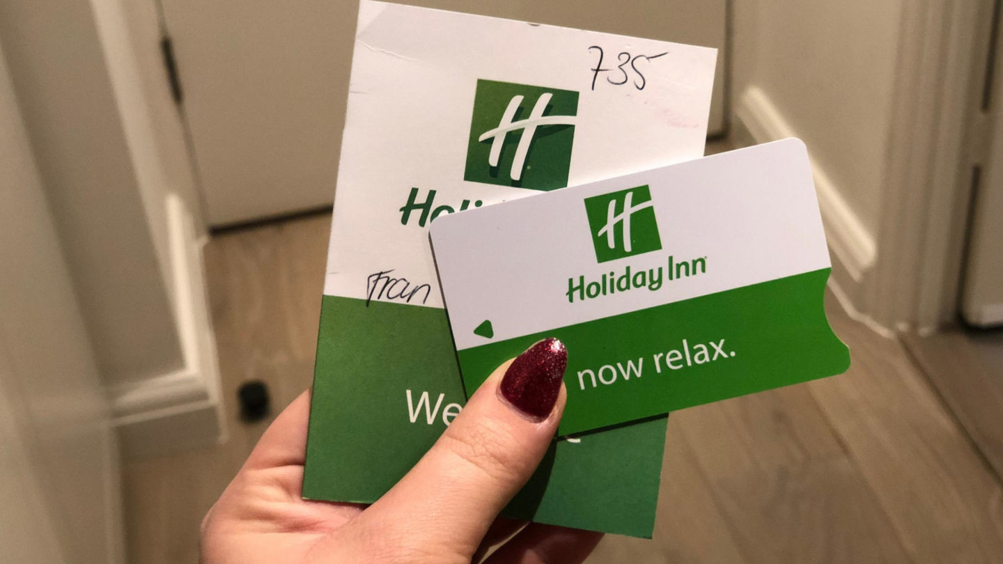 A Night At Holiday Inn Heathrow M4, Junction 4 || Travel